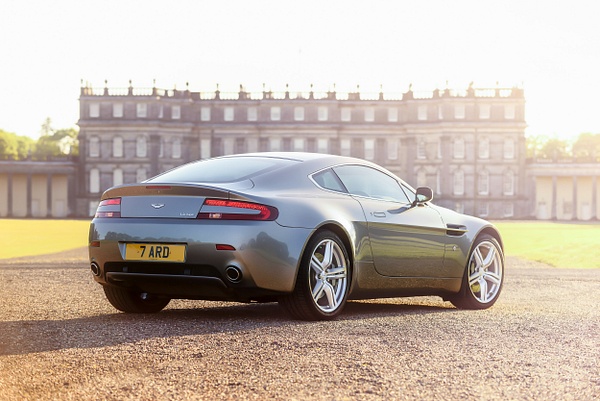 Aston Martin Vantage - David Queenan Photography 