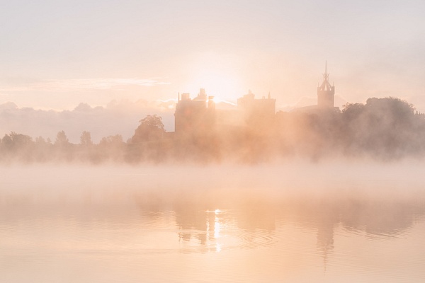Linlithgow Palace at Sunrise - Landscape - David Queenan Photography