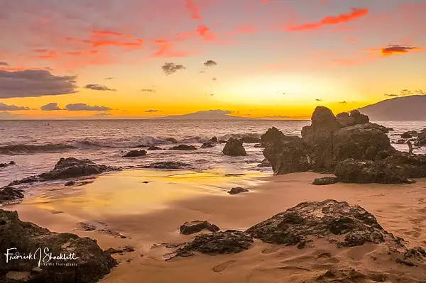 Maui Sunset by PhotoShacklett