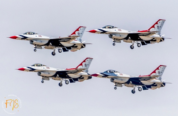 AF Thunderbirds Takeoff - Airshows - FJ Shacklett Photography 