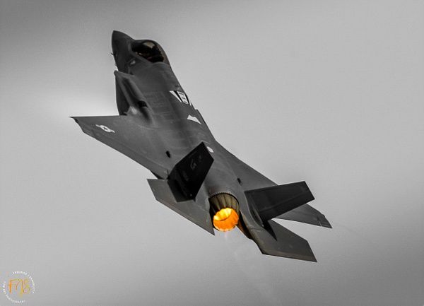 F-35 Going Up - Airshows - FJ Shacklett Photography 
