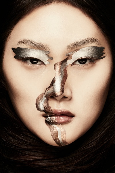 Linh &amp; Lijha Beauty Day - Lindsay Adler Beauty Photographer