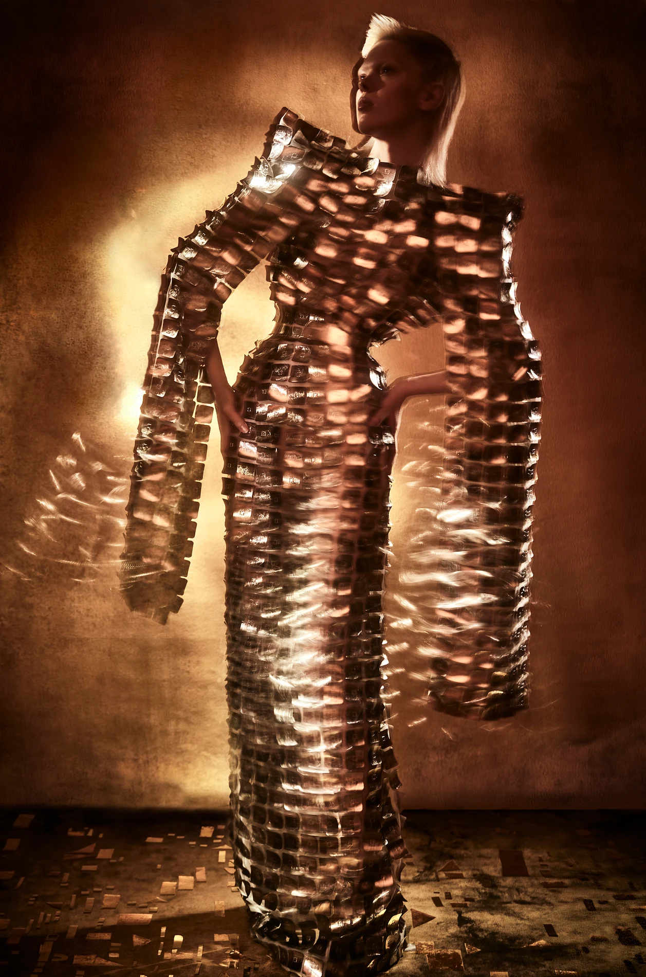 metallic futuristic dress Futuristic Fashion Statement: Metallic Couture Dress - Lever: Vogue Ukraine