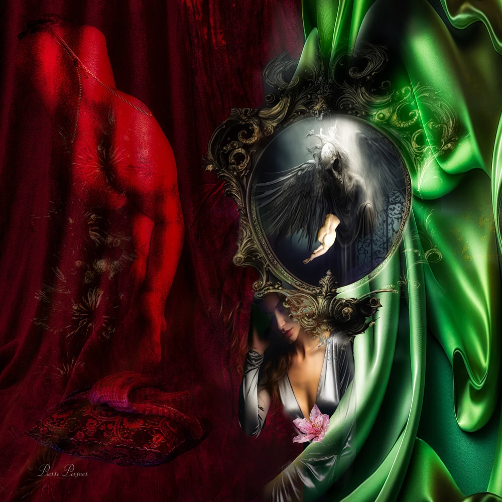 WITCH'S EYE MIRROR
