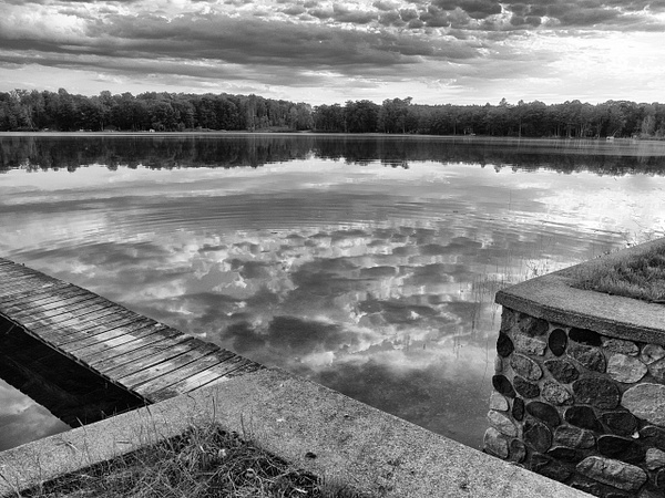 Dock #4 - Black and White - That Moment, Click