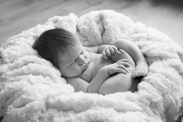 newborn-photography-hudersfield-1044 - GillianDevine