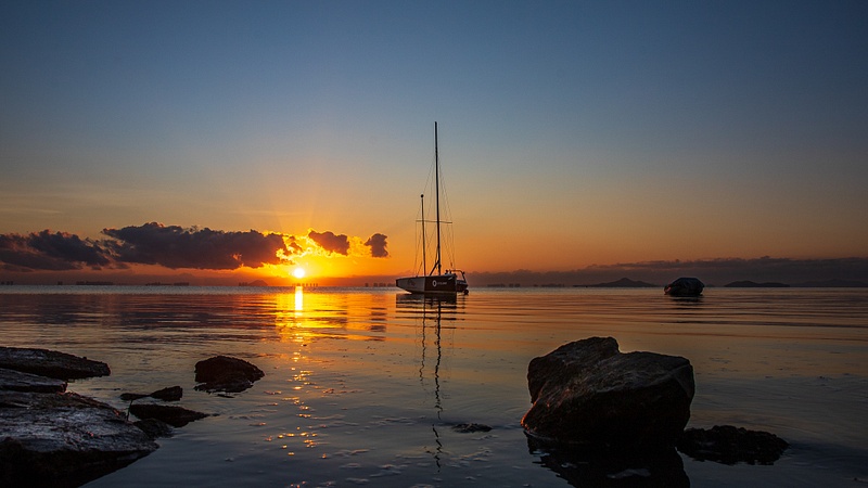 Spain_Sailboat_sunrise