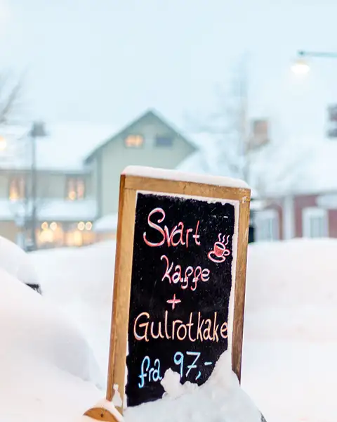 Winter Coffee by Øyvind Dammen