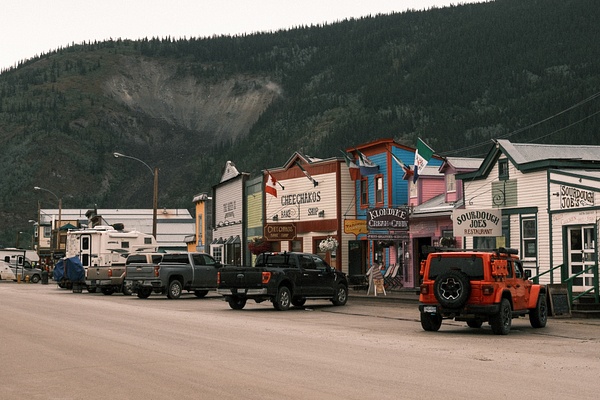 Daw - Dempster Highway - Kellyhaybittle.photography