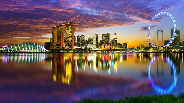 Magic at Dusk, Singapore's Famous Skyline