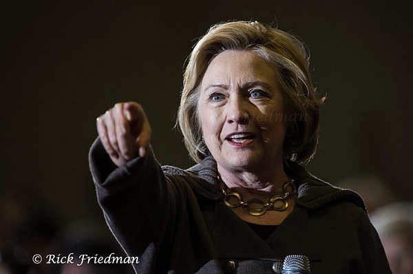 Hillary Clinton campaigning for president in New Hampshire by Rick Friedman - Politics - Rick Friedman Photography 