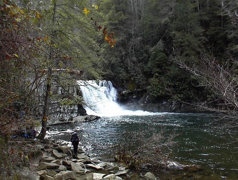 Smoky_Mountains_Abrams_Falls_December_28_2003_and_Kirby_008