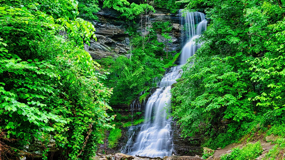 Cathedral Falls_VAN1815