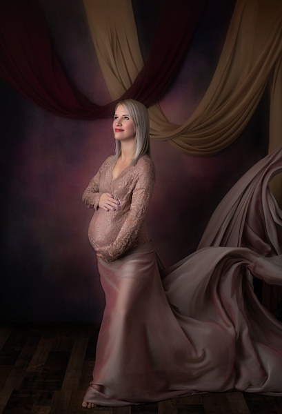 IMG_9196B - Meghan's maternity session - Erin Larkins Photography