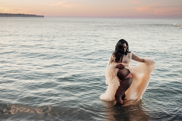 IMG_0020 - Jordan's beach maternity session - Erin Larkins Photography 