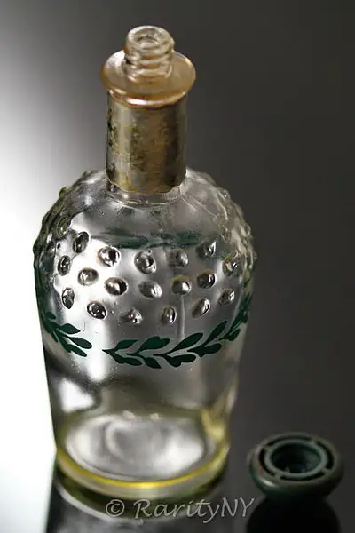 lenox perfume bottle set04_ by DmitriyShvetsov
