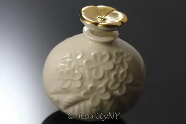 lenox perfume bottle set06_ by DmitriyShvetsov