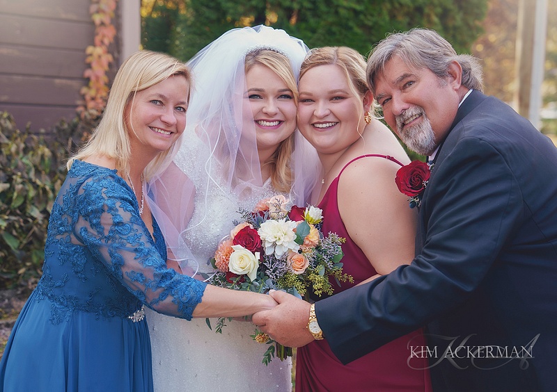 Bride family moment