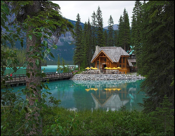 Emerald-Lake-Lodge-# 5246 - National Parks - mdiPhotography