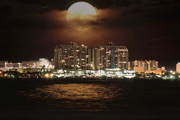 moon over Miami Beach