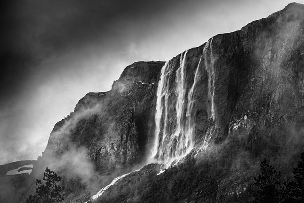 Hydnefossen BW 180x120 - Hemsedal - Terje Svendsen