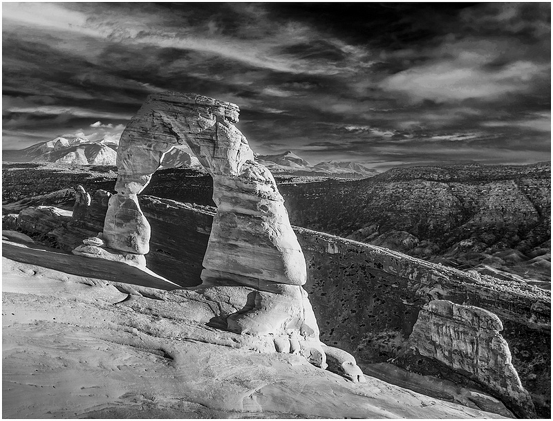 Dellicate Arch_4_COMPET_IR_BW_MOAB_11_15_22_741 copy 4