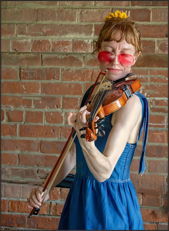 Central Park Violinist_DENOISED__121_07_17_13