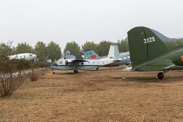 Музей ВВС Китая:Y-11 by Igor Kolokolov