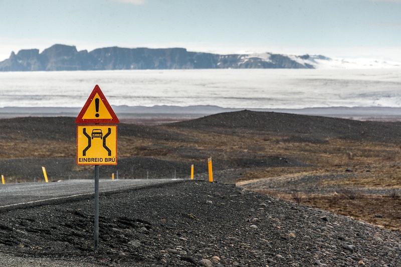 One lane bridges are common in Iceland