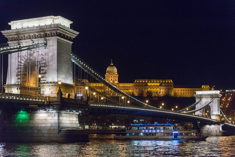 Classic Széchenyi Chain Bridge, Buda Castle, river boat shot.  Budapest, Hungary