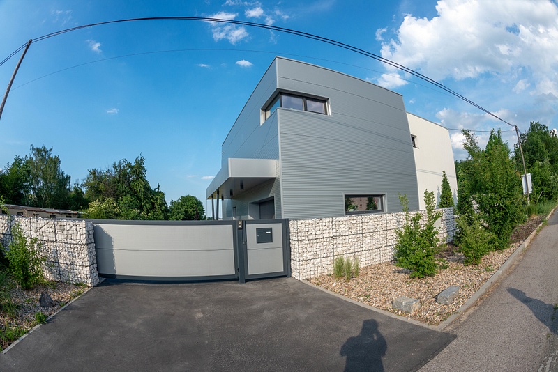 Back at Kbley, a beautiful modern house next to the Prague Airport Letňany north of the main airport