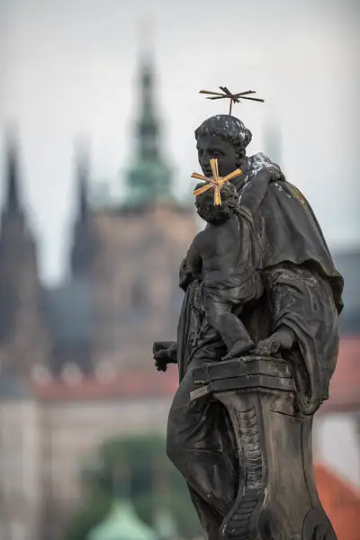 Statue of St. Anthony Of Padua  with St. Vitus Cathedral...
