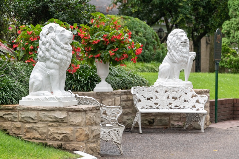Lion guardians at the front entrance.