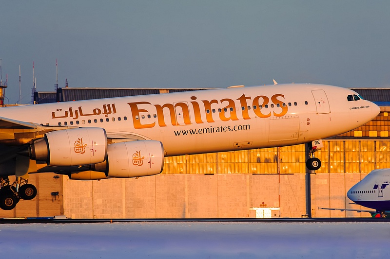 Emirates-345-1