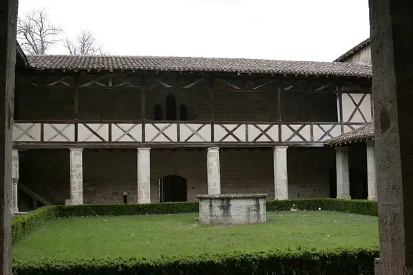 Abbaye de Flaran by MartinBishop