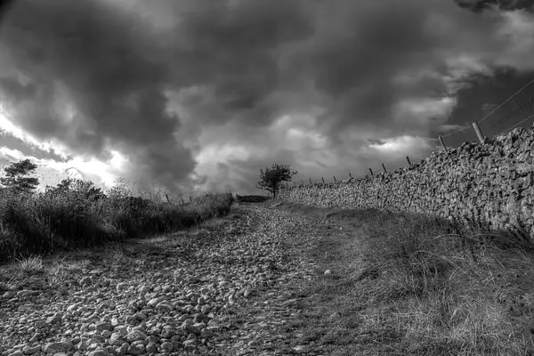 Steep Path - Kettlewelll by DavidWood