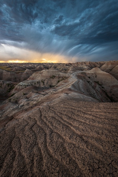 Sunset-storm-clouds-1,-the-Maze,-Badlands-National-Park,-South-Dakota,-USA - IAN PLANT