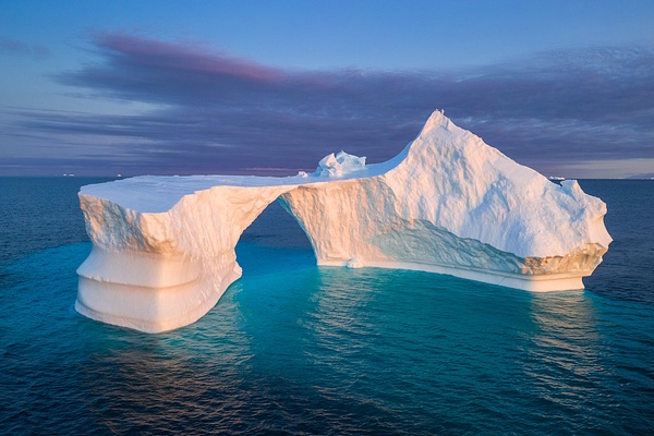 Icebergs-24,-Disko-Bay,-Greenland - IAN PLANT