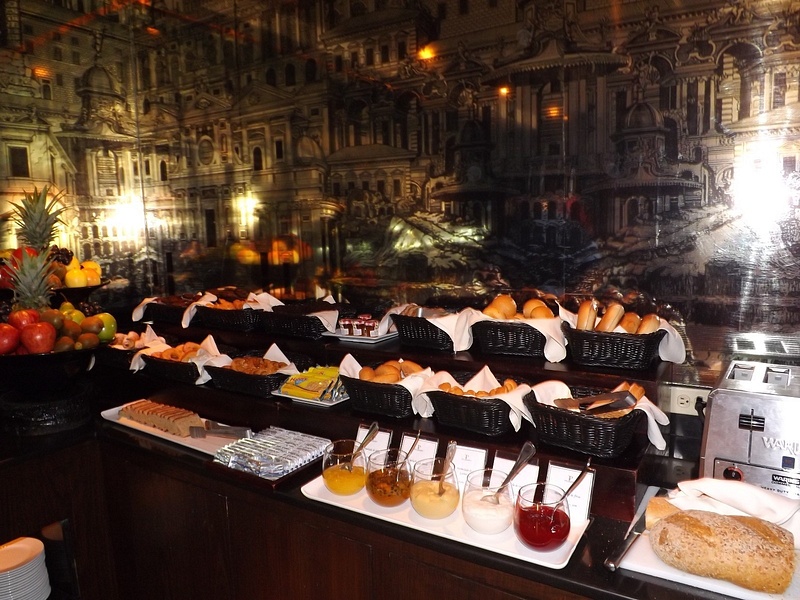 Palazzo_Restaurant_Breakfast