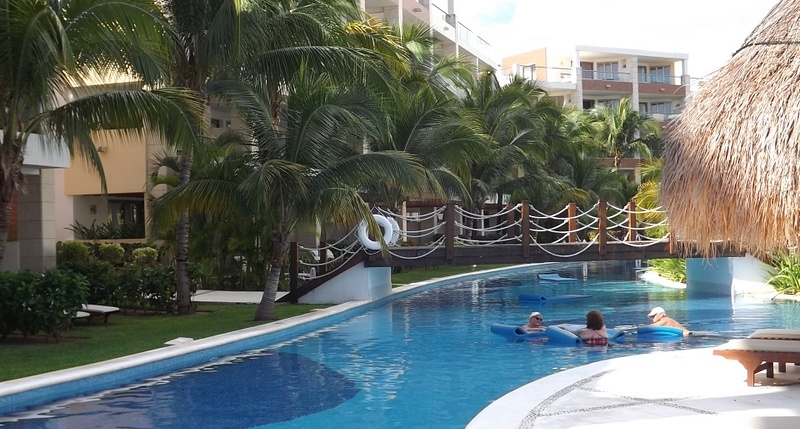 Spa section of the lazy river