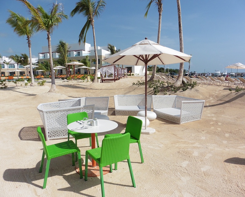 Caribya Beach Bar & Grill