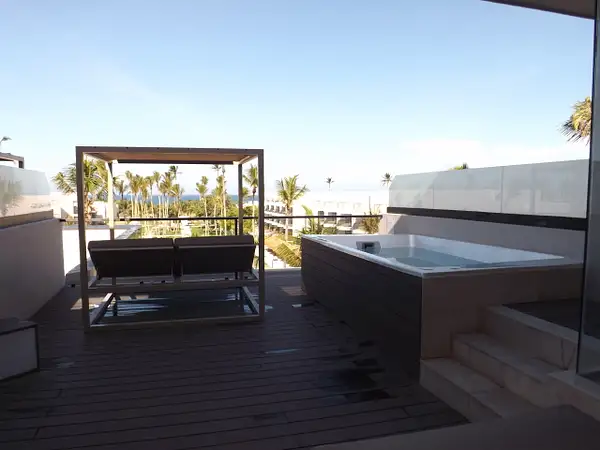 Terrace Suite with Plunge Pool by flipflopman