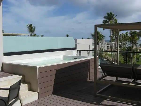 Terrace Suite with Plunge Pool by flipflopman