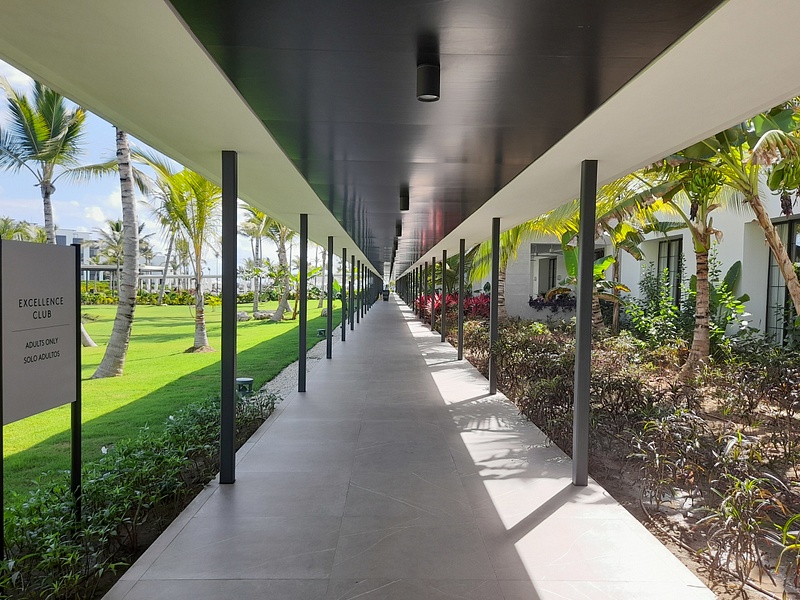 Great covered walkways