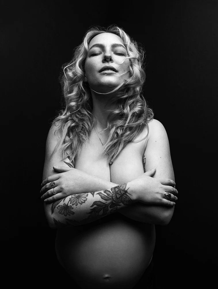 Empowering Black and White Maternity Portrait