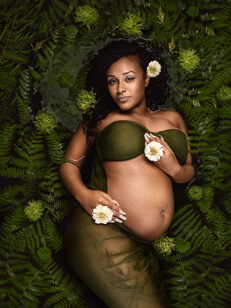 Serene Maternity Portrait Surrounded by Nature
