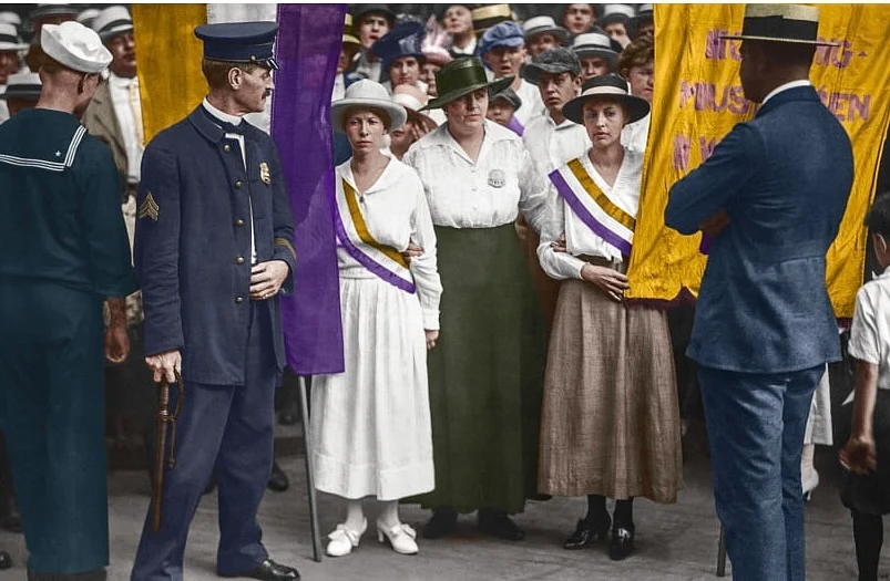 Women’s Suffrage women