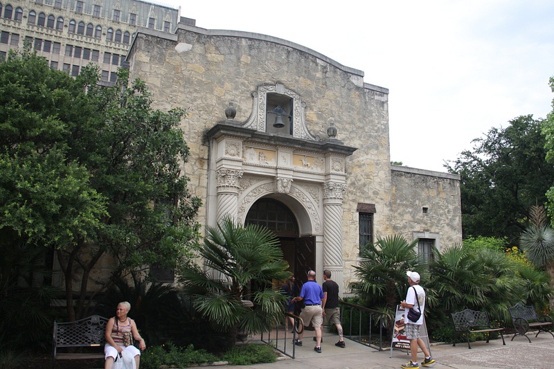 Alamo grounds