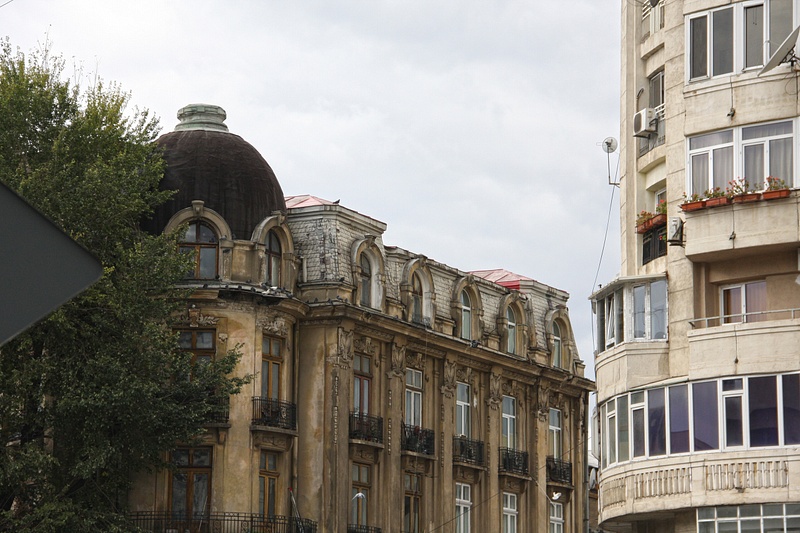 Old apartment building, Bucharest
