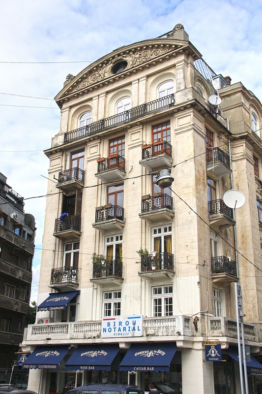 Old Apartment Building near the Atheneum